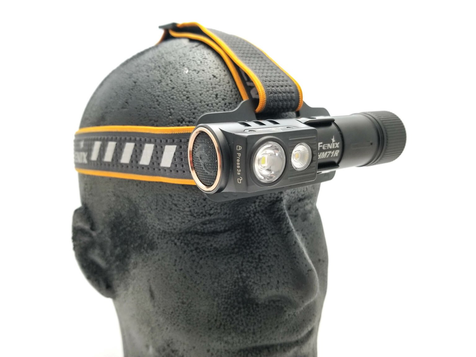 Fenix HM71R review | Headlamp with 2700 lumens | 1Lumen.com
