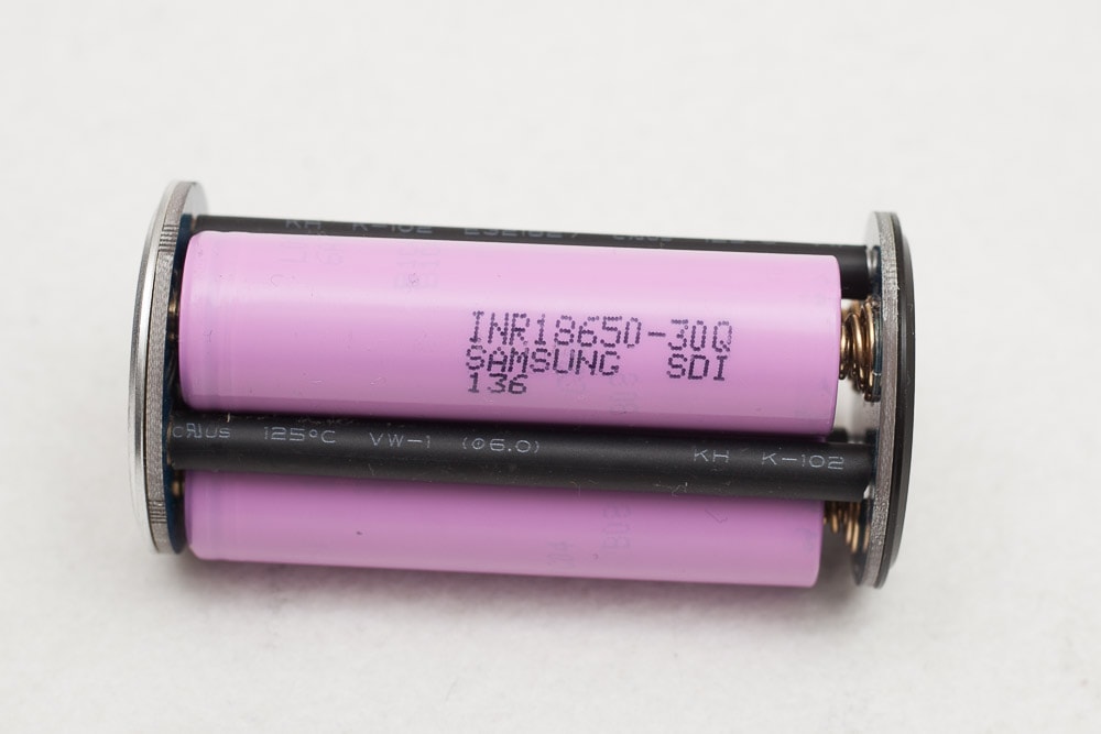 unprotected 18650 batteries in the battery carrier of the rot66 flashlight