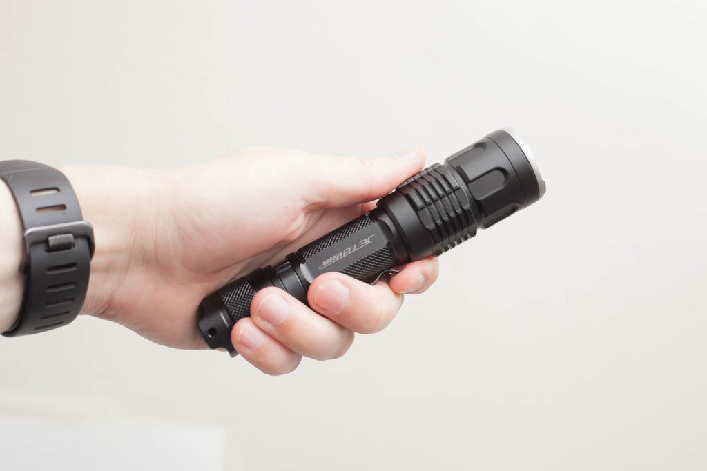 Jetbeam M2S flashlight holding in normal position