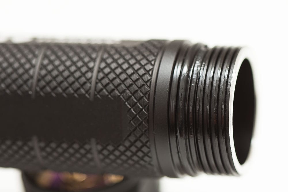 greased threads on the blf gt mini closeup
