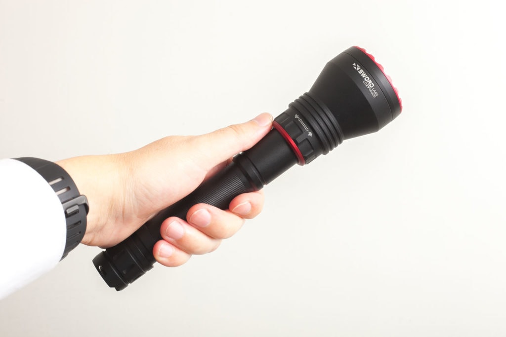 Maxtoch flashlight in hand normal way
