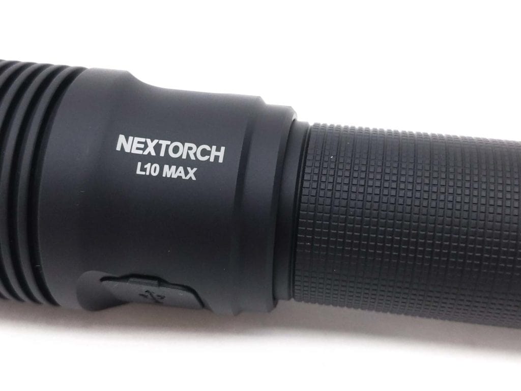 Nextorch L10 Max side and knurling