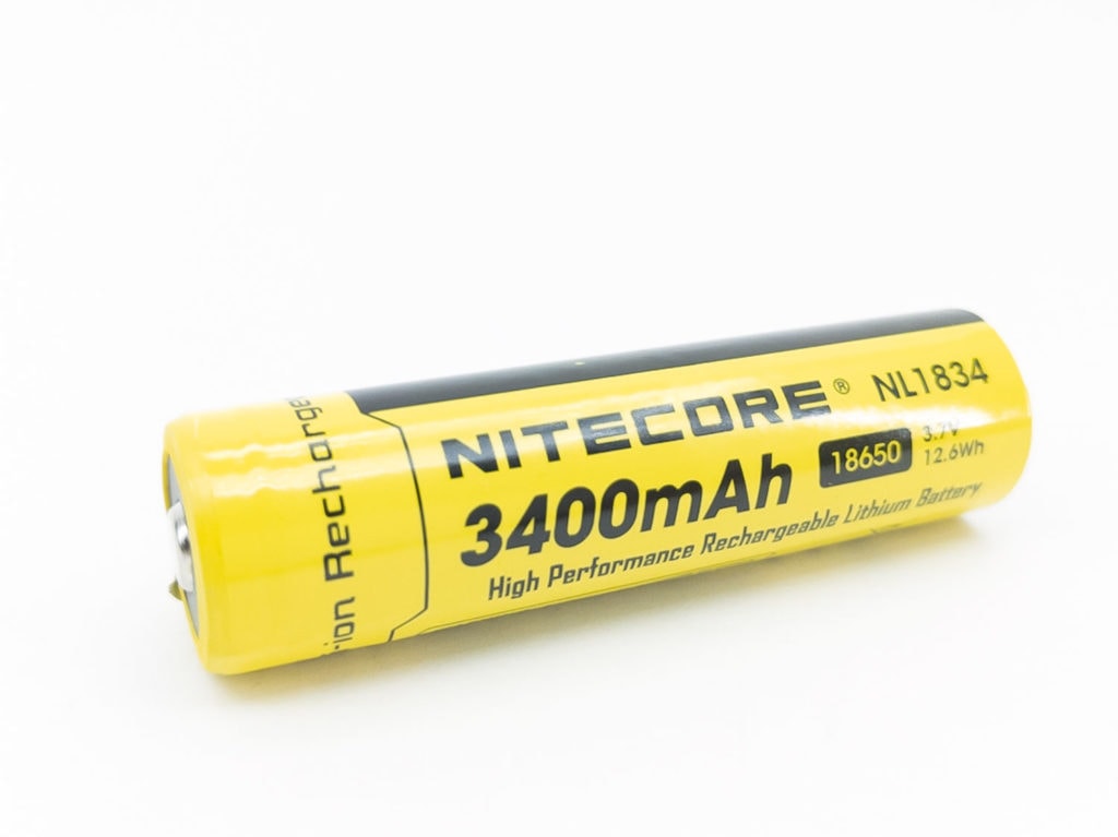 Nitecore NL1834 18540 battery 3400mah side view