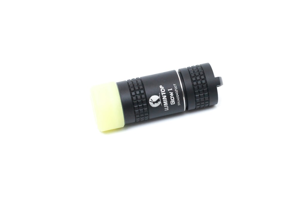 very small flashlight with glow in the dark
