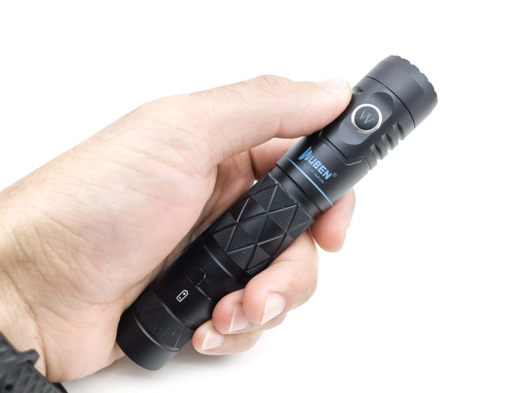 Wuben E12R flashlight in hand